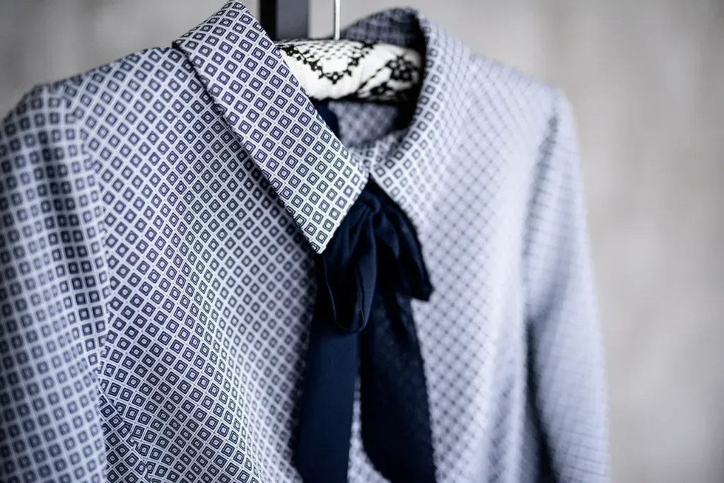 Jak się ubrać do biura? Poradnik stylu biznesowego